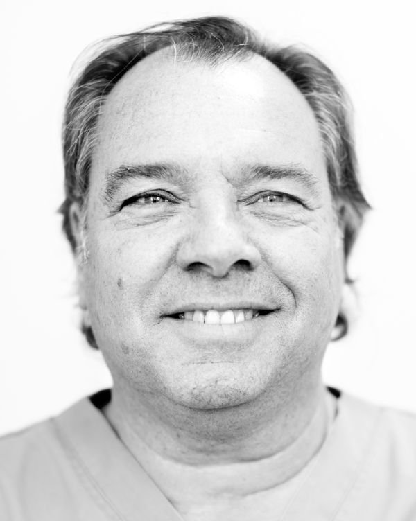 dr-eduardo-falco-clinica-dental-barcelona-sarria